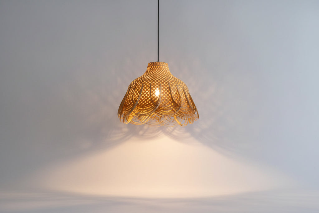 Bamboo Petal Crown Lamp